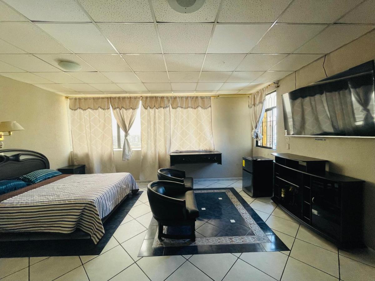 Hotel Sol De Oro Гуаякуил Екстериор снимка
