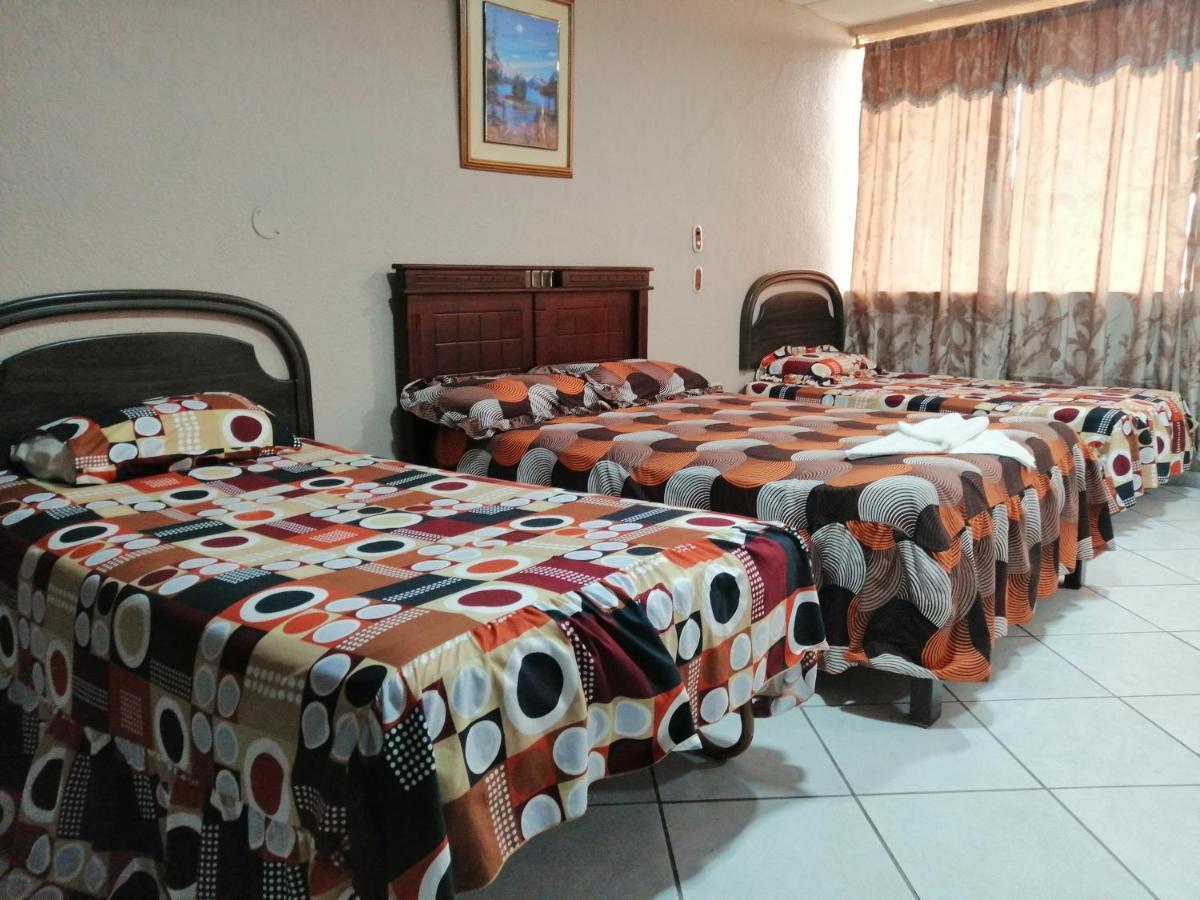 Hotel Sol De Oro Гуаякуил Екстериор снимка
