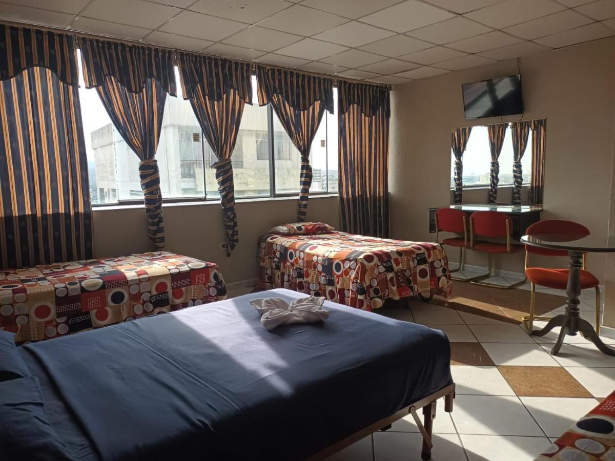 Hotel Sol De Oro Гуаякуил Екстериор снимка