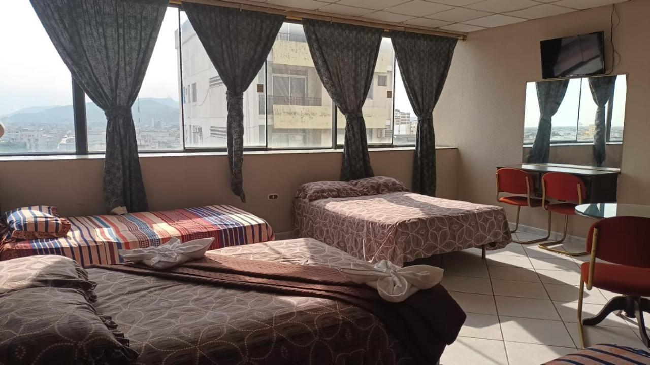 Hotel Sol De Oro Гуаякуил Екстериор снимка